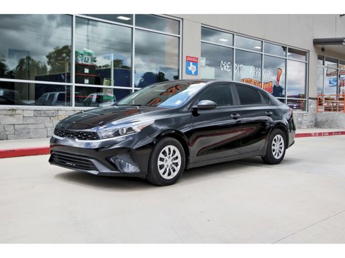 Used 2023 Kia Forte LX image 1