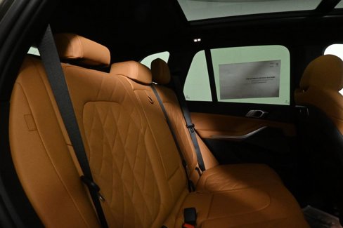 New 2026 BMW X5 xDrive50e w/ M Sport Package image 37