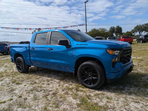 Used 2023 Chevrolet Silverado 1500 Custom w/ LPO, Dark Essentials Package image 2