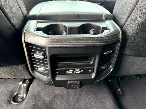 Used 2019 RAM 2500 Limited image 33