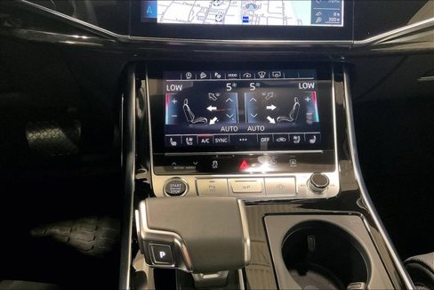 Certified 2025 Audi Q7 3.0T Prestige w/ Prestige Package image 33