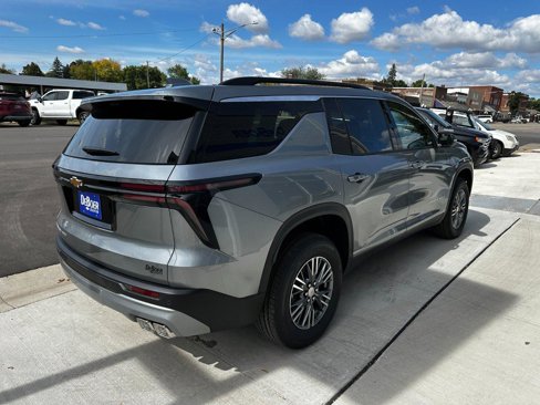 New 2026 Chevrolet Traverse LT image 5