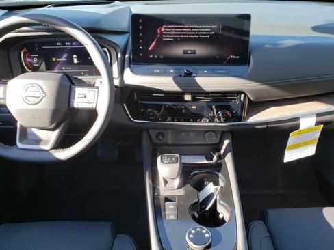 New 2026 Nissan Rogue Platinum image 17