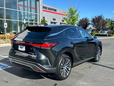 Used 2025 Lexus RX 450h AWD w/ Luxury Package image 3