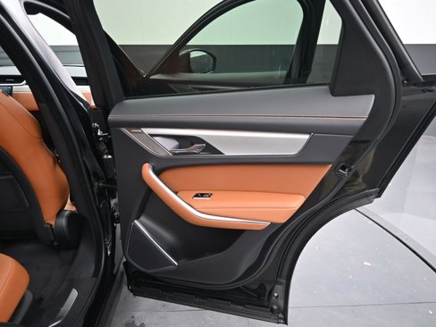 New 2026 Jaguar F-PACE R-Dynamic S image 13