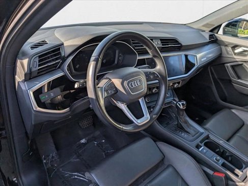 Used 2021 Audi Q3 2.0T Premium Plus w/ Premium Plus Package image 9