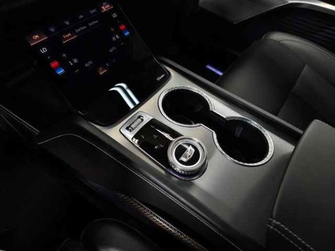 New 2026 Cadillac Vistiq Sport w/ LPO, Floor Liner Package image 31