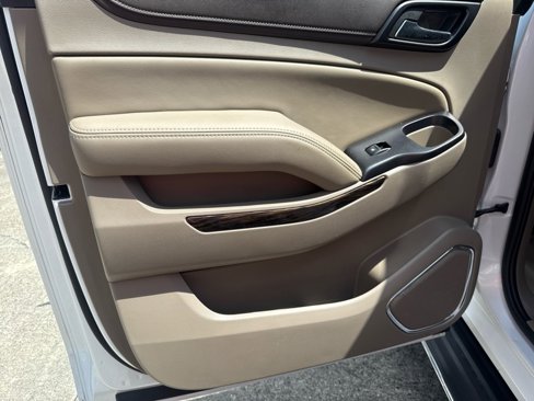 Used 2016 GMC Yukon XL SLT image 15