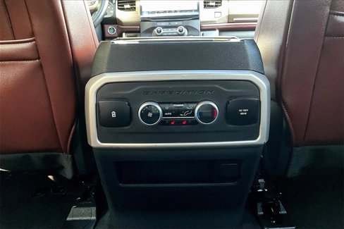 Used 2023 Ford Expedition Max Limited image 15