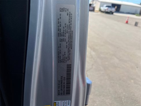 Used 2024 Jeep Wrangler Sahara image 40