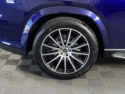 New 2025 Mercedes-Benz GLS 580 4MATIC image 10