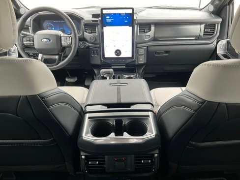 New 2025 Ford F150 Lightning Platinum image 27