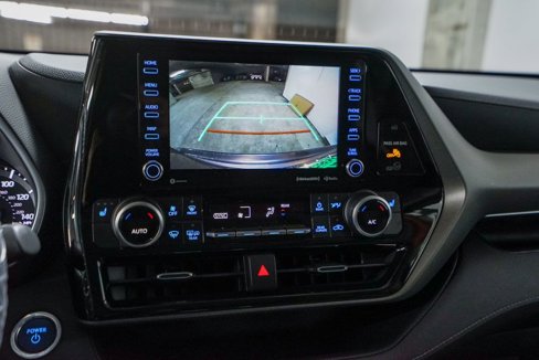 New 2025 Toyota Highlander XLE image 39