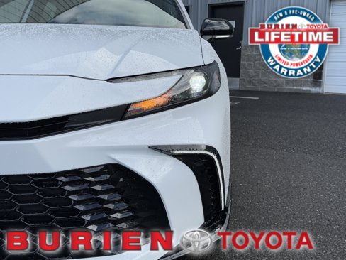 New 2026 Toyota Camry Hybrid w/ Multimedia Upgrade Package image 40