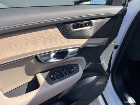 New 2026 Volvo XC90 B6 Ultra image 12
