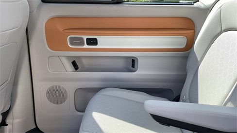 New 2025 Volkswagen ID. Buzz 1st Edition image 23