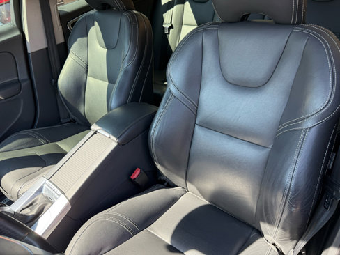 Used 2017 Volvo S60 T5 Dynamic w/ Vision Package image 6