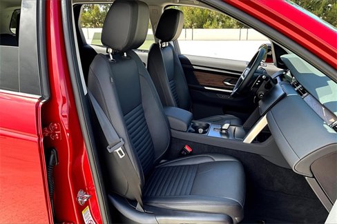 Used 2024 Land Rover Discovery Sport S image 6