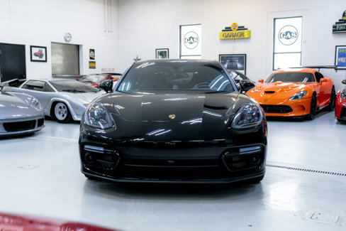Used 2023 Porsche Panamera GTS image 4