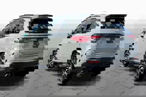 New 2025 Mercedes-Benz GLC 43 AMG 4MATIC image 16