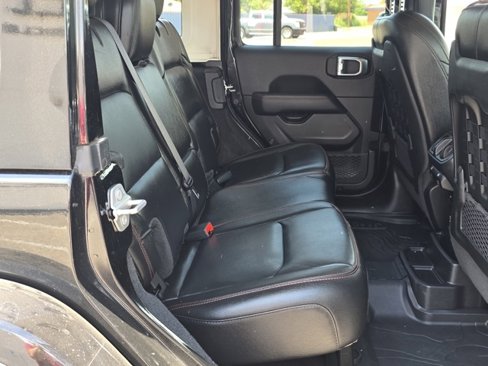 Used 2021 Jeep Wrangler Unlimited Rubicon image 18
