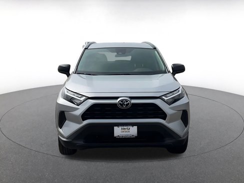 Used 2025 Toyota RAV4 LE image 4