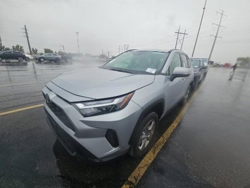 Used 2025 Toyota RAV4 XLE w/ Convenience Package image 1
