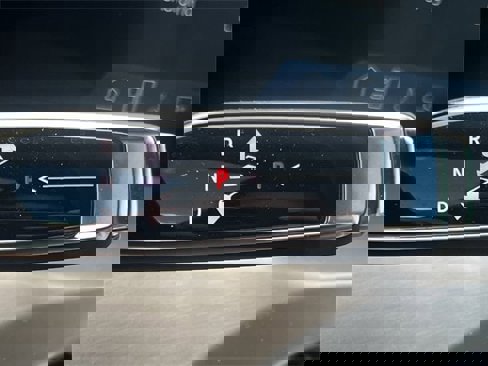 Certified 2026 Cadillac Vistiq Sport image 18