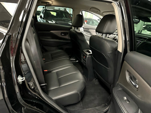 Used 2023 Nissan Murano SV image 36