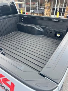 Used 2021 Toyota Tacoma TRD Off-Road w/ Technology Package image 5