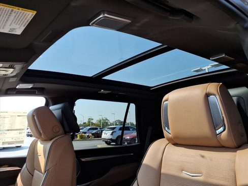 New 2026 Cadillac Escalade Luxury w/ Touring Package image 14
