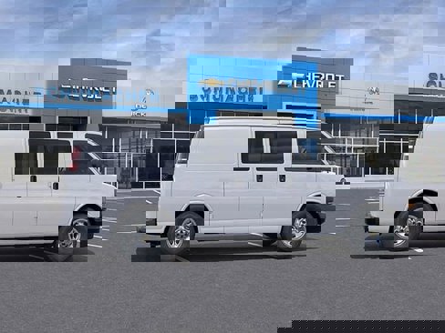 New 2025 Chevrolet Express 2500 image 5