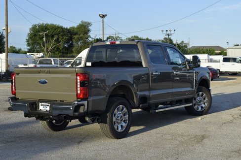 New 2026 Ford F250 Lariat w/ Lariat Premium Package image 6
