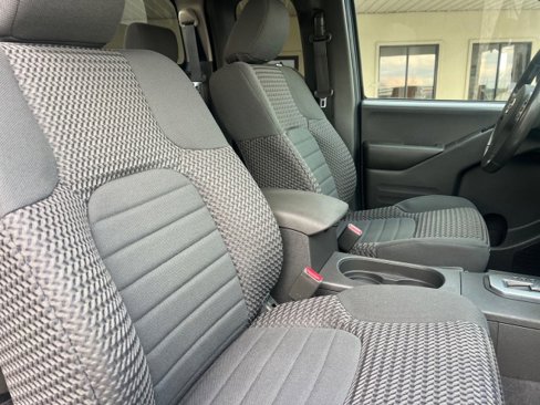 Used 2021 Nissan Frontier SV image 30