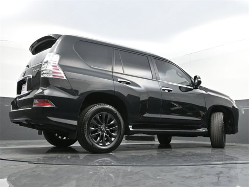 Used 2023 Lexus GX 460 Premium image 32