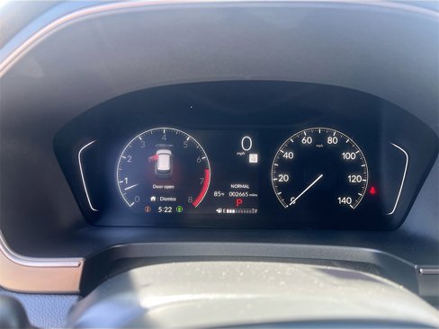 Used 2025 Honda Pilot TrailSport image 12