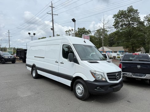 Used 2018 Mercedes-Benz Sprinter 3500 image 4