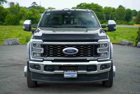 Used 2025 Ford F450 King Ranch w/ Chrome Package image 2