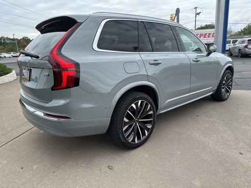 Certified 2025 Volvo XC90 B5 Plus image 5