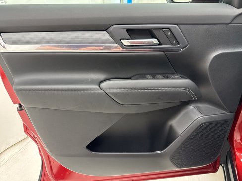 New 2026 GMC Terrain Elevation image 16