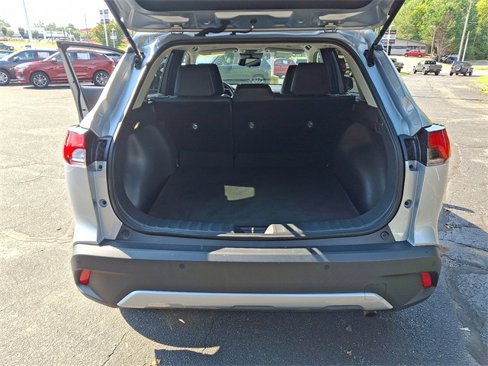 Used 2024 Toyota Corolla Cross XLE image 29