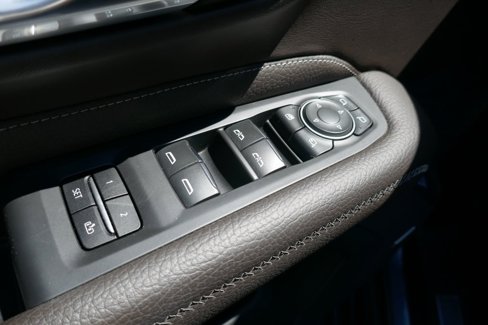 Used 2021 GMC Yukon Denali image 29