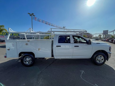 New 2025 RAM 2500 Tradesman w/ Chrome Appearance Group image 7