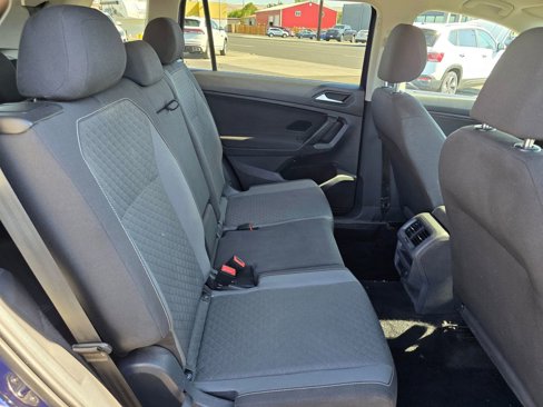 Used 2021 Volkswagen Tiguan S image 14