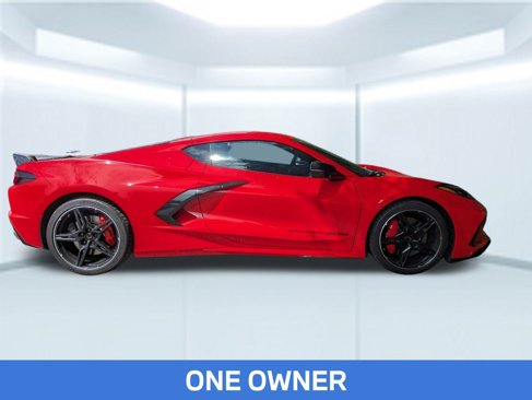 Used 2024 Chevrolet Corvette Stingray Coupe w/ Z51 Performance Package image 4