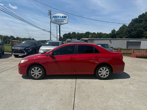 Used 2011 Toyota Corolla LE image 4