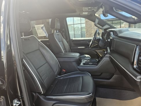 Certified 2024 GMC Sierra 2500 AT4X w/ AT4X AEV Edition image 8
