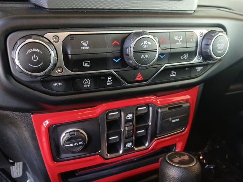Used 2021 Jeep Wrangler Unlimited Sport image 38