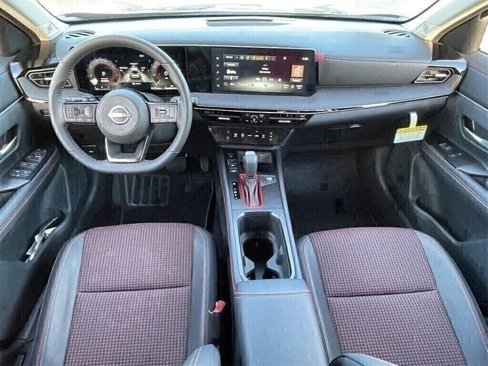 New 2025 Nissan Kicks SR image 13