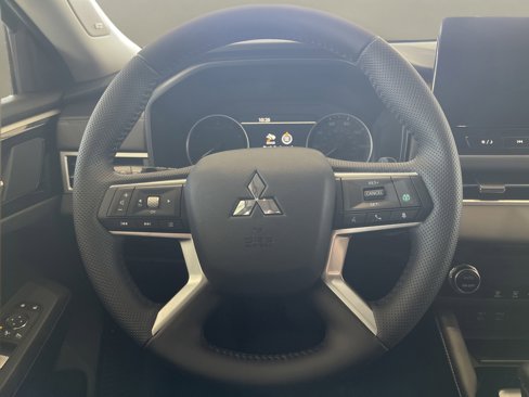 New 2025 Mitsubishi Outlander Trail Edition image 16